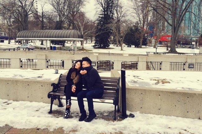 Hương Tràm tình tứ với Cao Thái Sơn ở Canada